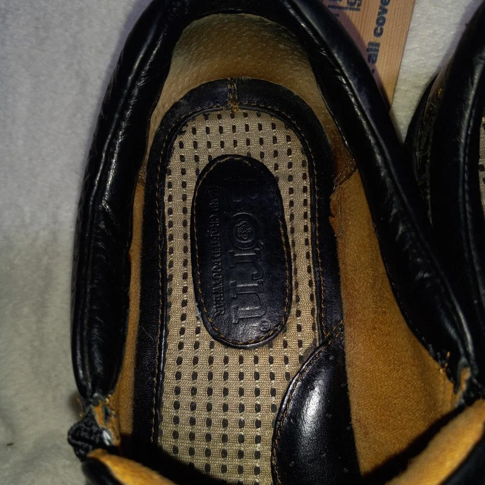 Born Shoes Mens Size 9.5 43 M/W BROWN Leather Slip On Casual Loafers M3663